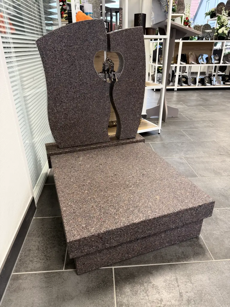 Monument Funéraire Detré (80x60cm-cinéraire)  