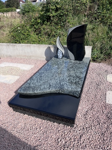 [GPG467-VO/NF] Monument Funéraire GPG467 (200x100cm)  